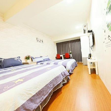 Apartamento Xing 霖 Zhijia Taichung Exterior foto